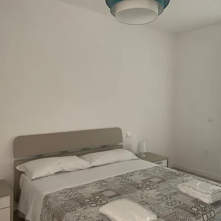Appartement Nuovo Trilocale Con Giardino, Aria Condizionata *